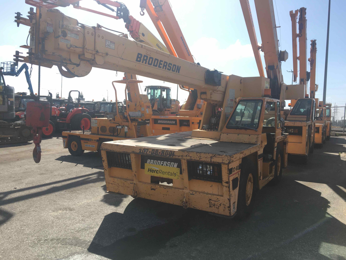 Subcategory - Carry Deck Cranes | image 0