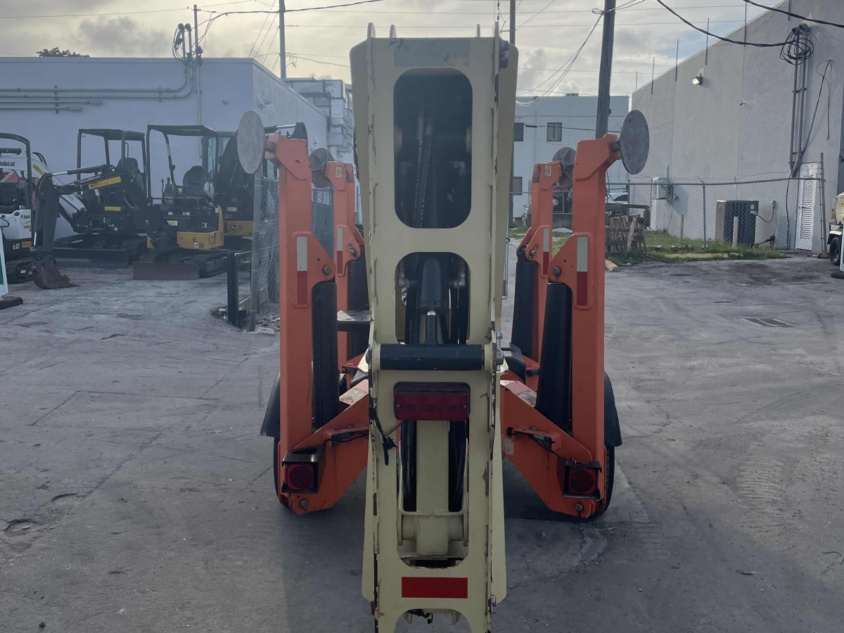 Subcategory - Towable Booms | image 2
