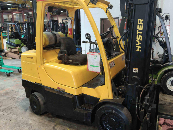Used 2009 Hyster S80FT Forklift Trucks for sale | Equipment Depot