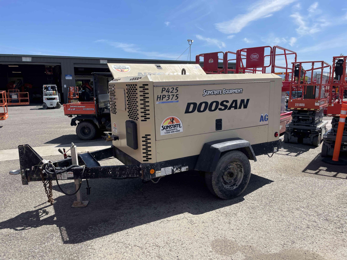 Detail Photo - 2013 IR Doosan P425/HP375 T4i | image 0