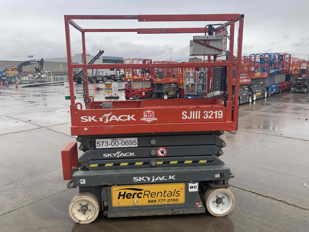Subcategory - 19+ Ft Electric Scissor Lifts | image 0