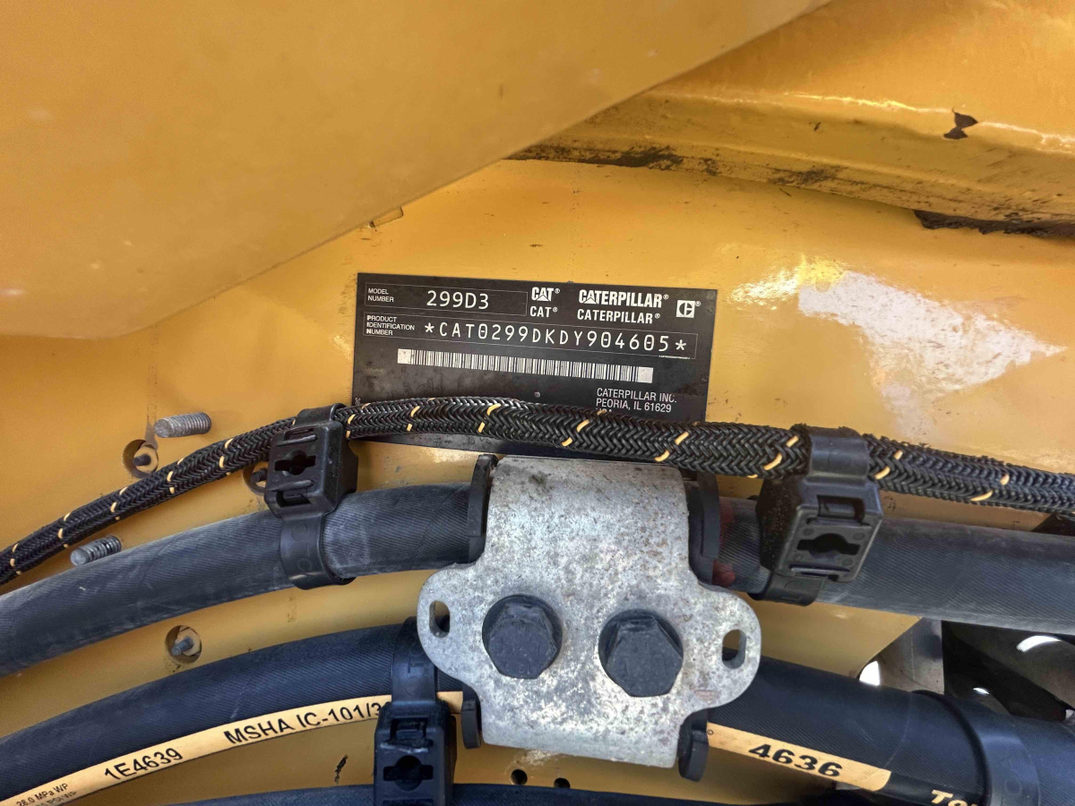 Detail Photo - 2021 Caterpillar 299D3 | image 10