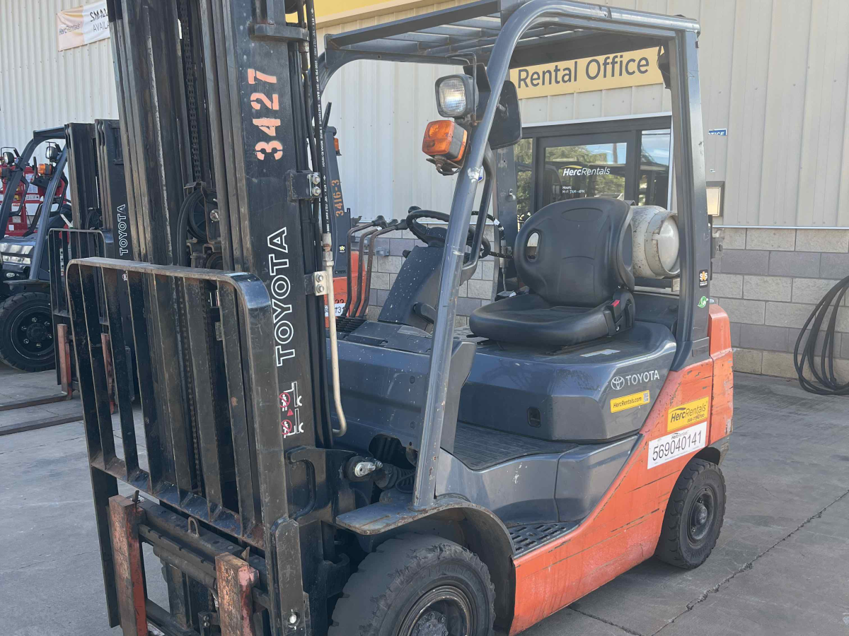 Subcategory - 0-19,999 Lb Pneumatic Tire Forklift Trucks | image 3