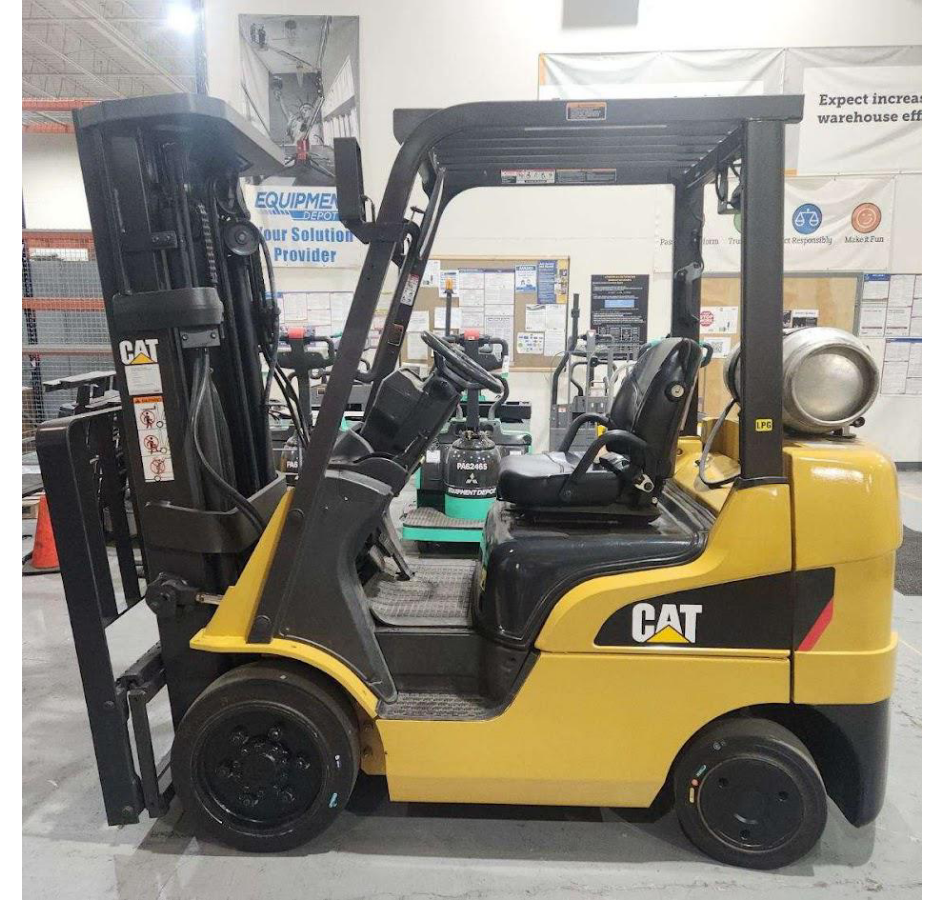 Subcategory - 0-19,999 Lb Cushion Tire Forklift Trucks | image 0