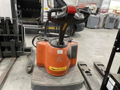 Gallery Thumbnail - Subcategory - Pallet Trucks | image 1