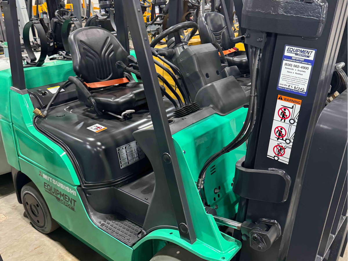 Subcategory - 0-19,999 Lb Cushion Tire Forklift Trucks | image 1