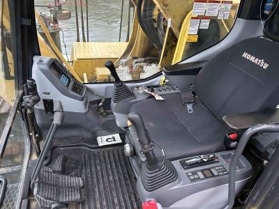 Gallery Thumbnail - Subcategory - 100,000+ Lb Excavators | image 8