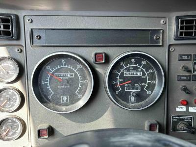 Gallery Thumbnail - Detail Photo - 2010 Kenworth T300 | image 21