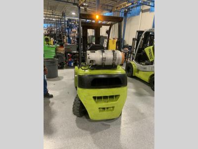 Gallery Thumbnail - Subcategory - 0-19,999 Lb Pneumatic Tire Forklift Trucks | image 1