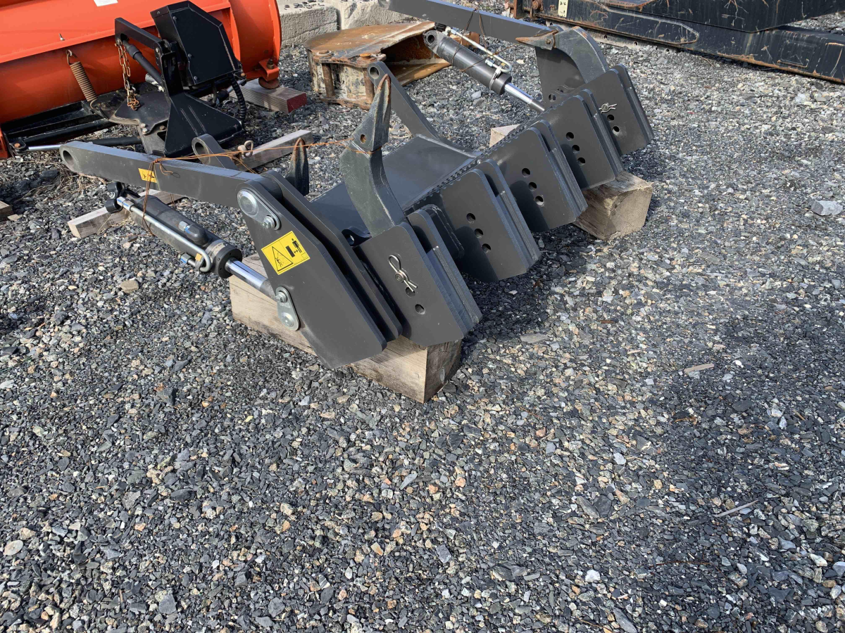 Subcategory - 2,000+ Lb Compact Track Loaders | image 18