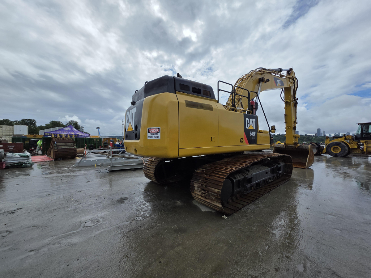 Subcategory - 100,000+ Lb Excavators | image 3