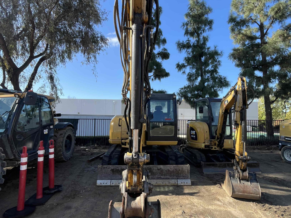 Subcategory - 9,500-24,999 Lb Mini Excavators | image 1