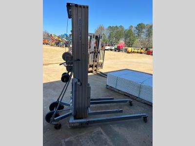 Gallery Thumbnail - Subcategory - Material Lifts | image 3