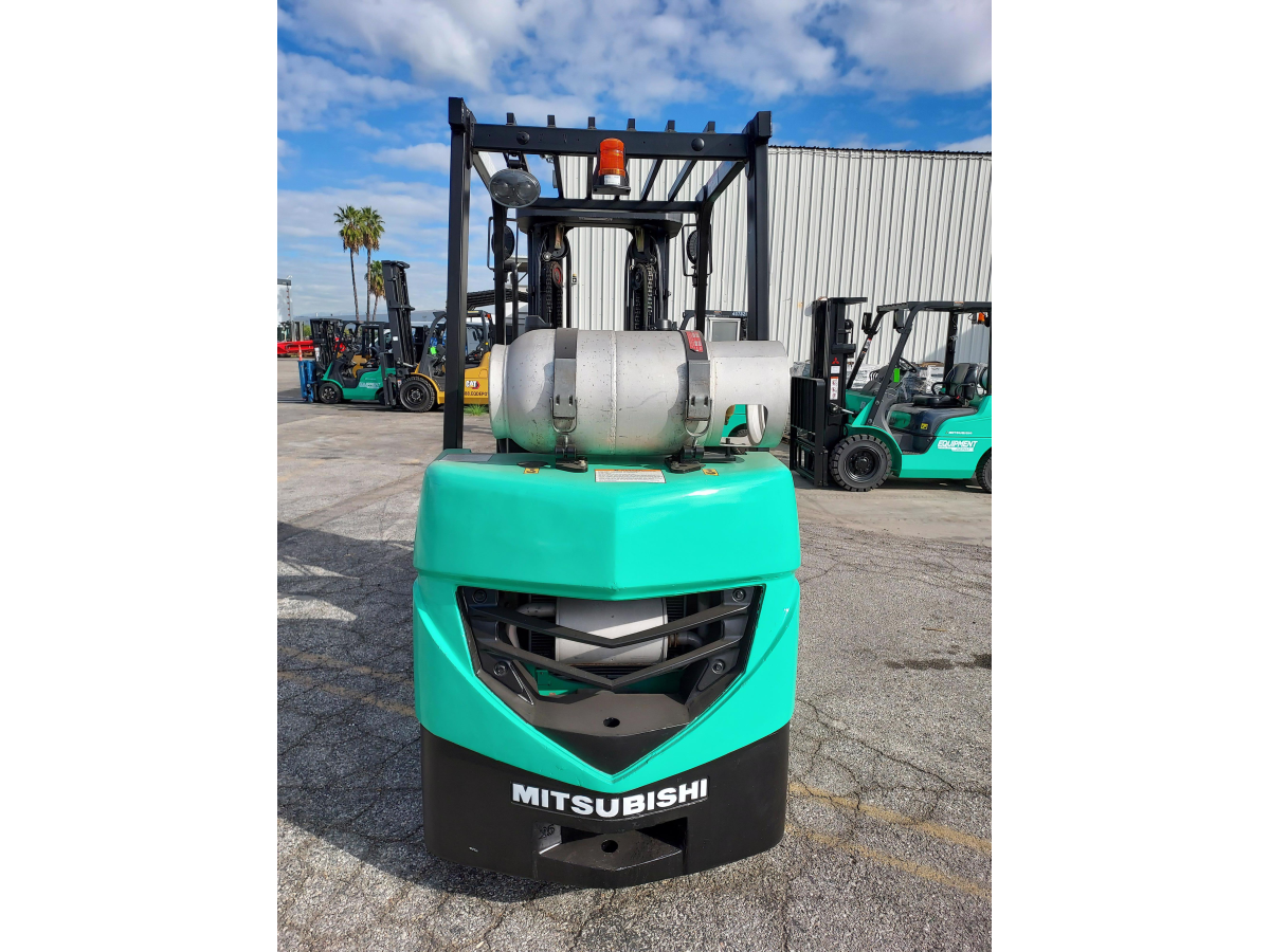 Subcategory - 0-19,999 Lb Cushion Tire Forklift Trucks | image 2