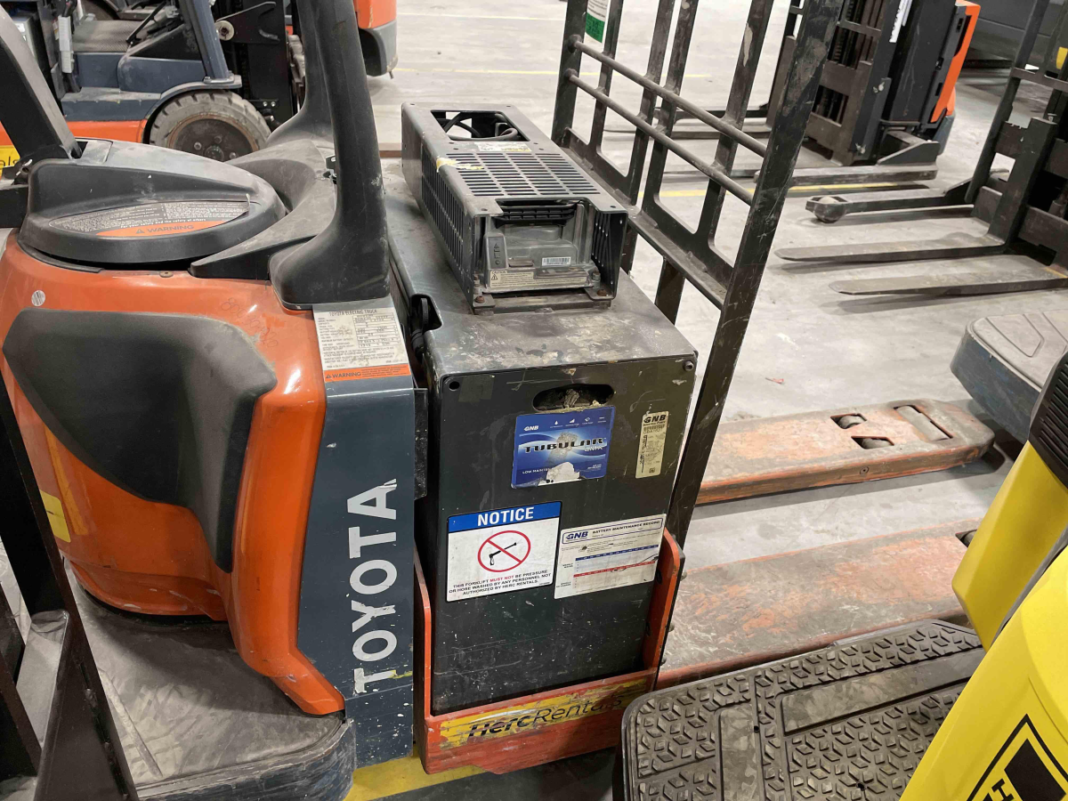 Subcategory - Pallet Trucks | image 2