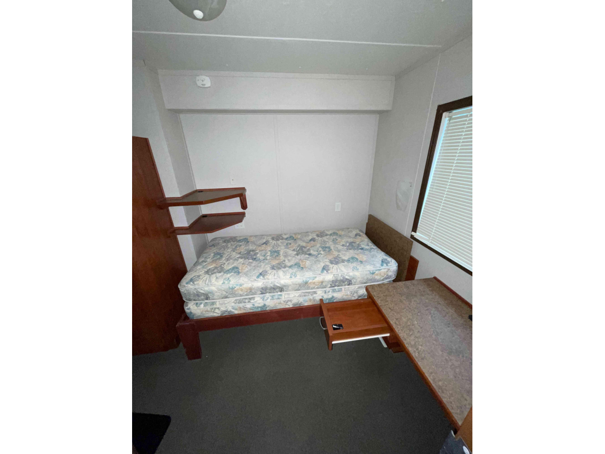 Detail Photo - 2008 ALTA 5P SLEEPER | image 12