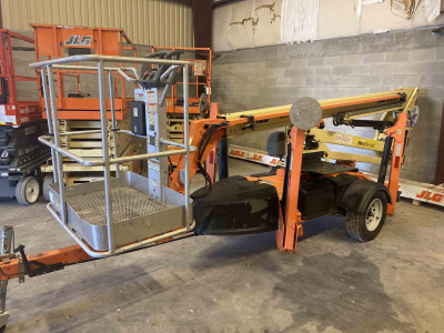 Detail Photo - 2018 JLG T350