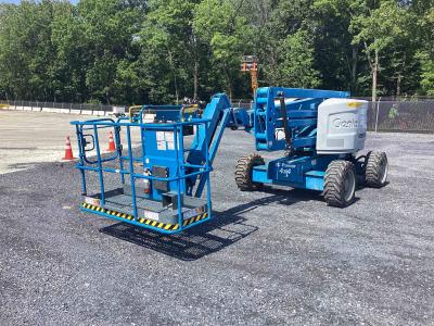 Gallery Thumbnail - Subcategory - 0-49 Ft Articulating Booms | image 0