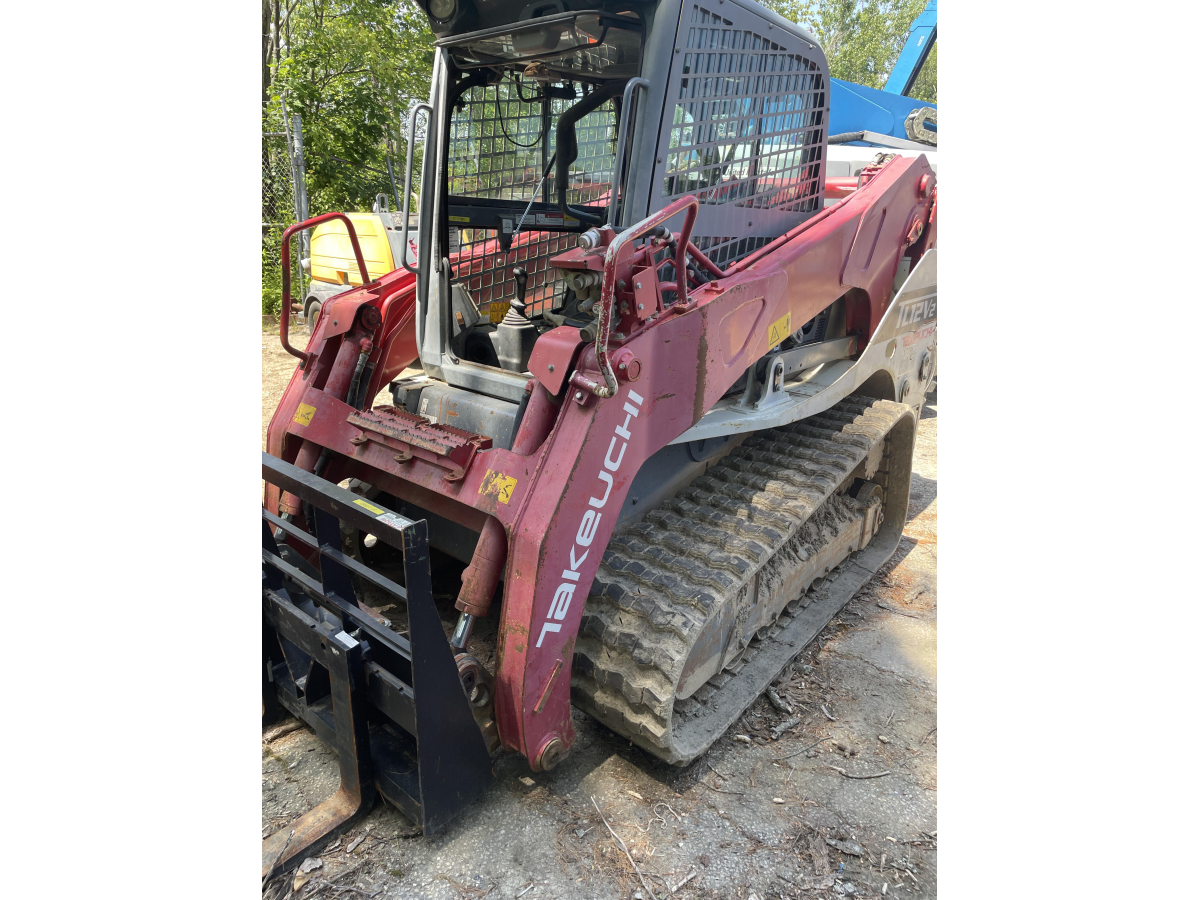 Subcategory - 2,000+ Lb Compact Track Loaders | image 0