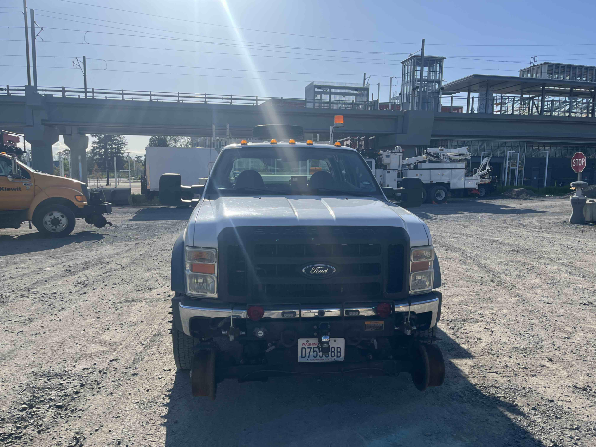 Subcategory - Utility Trucks | image 10