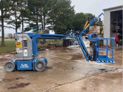 Gallery Thumbnail - Subcategory - 0-39 Ft Electric Articulating Booms | image 1