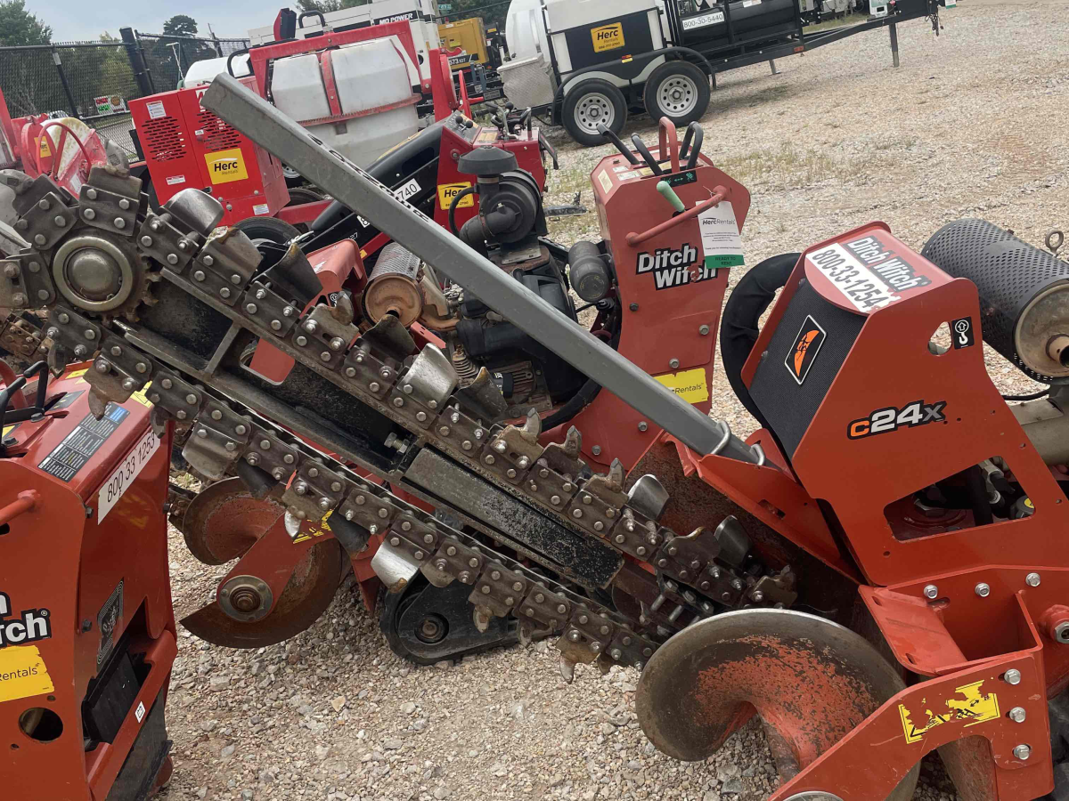 Detail Photo - 2020 Ditch Witch C24X | image 3