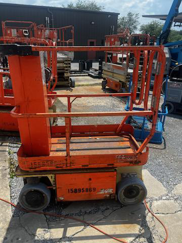 Subcategory - Self-Propelled Mast Lifts | image 2