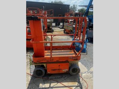 Gallery Thumbnail - Subcategory - Self-Propelled Mast Lifts | image 2