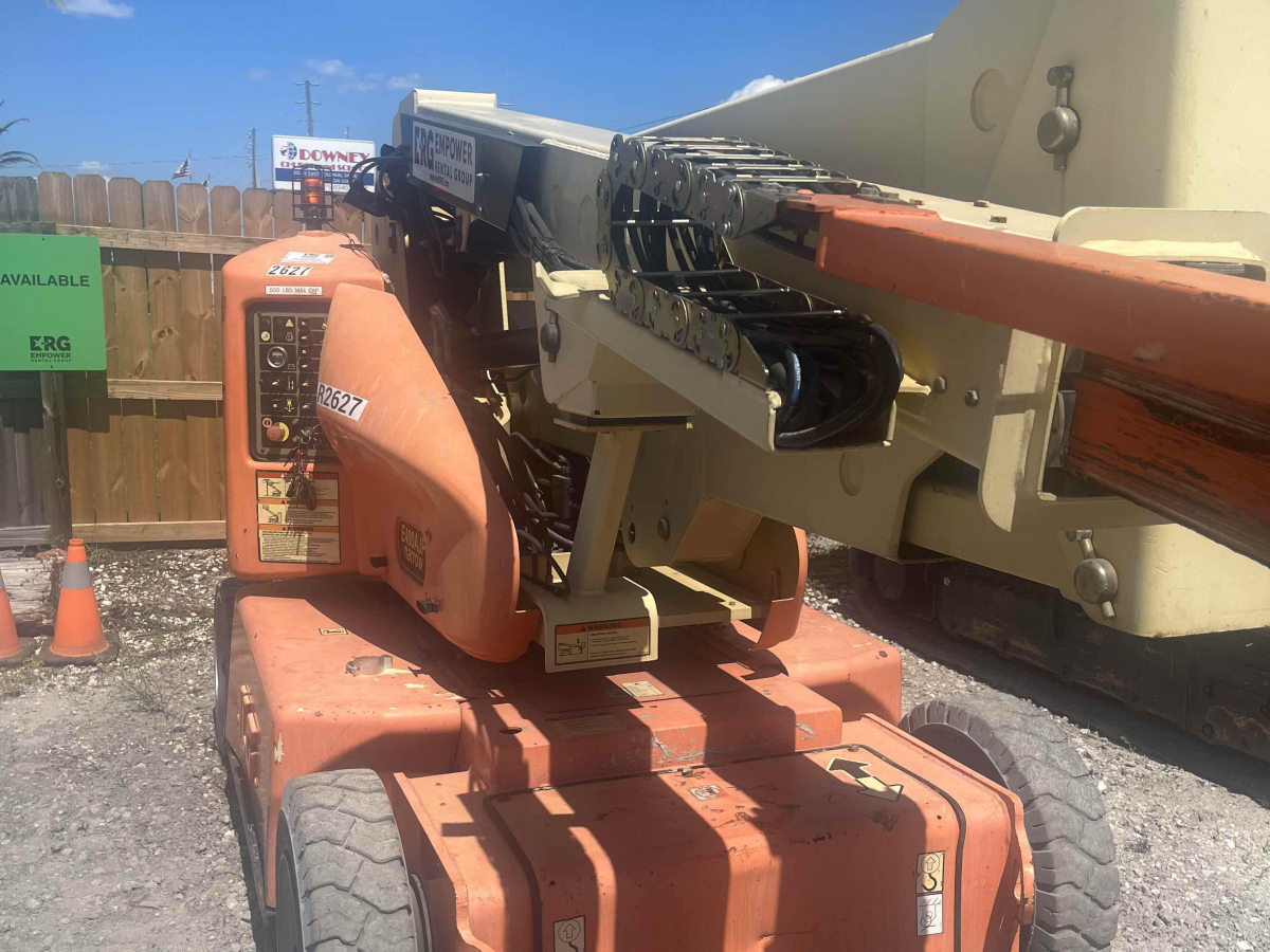 Subcategory - 40+ Ft Electric Articulating Booms | image 0
