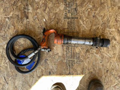 Gallery Thumbnail - Subcategory - Air Chipping Guns And Hammers | image 1