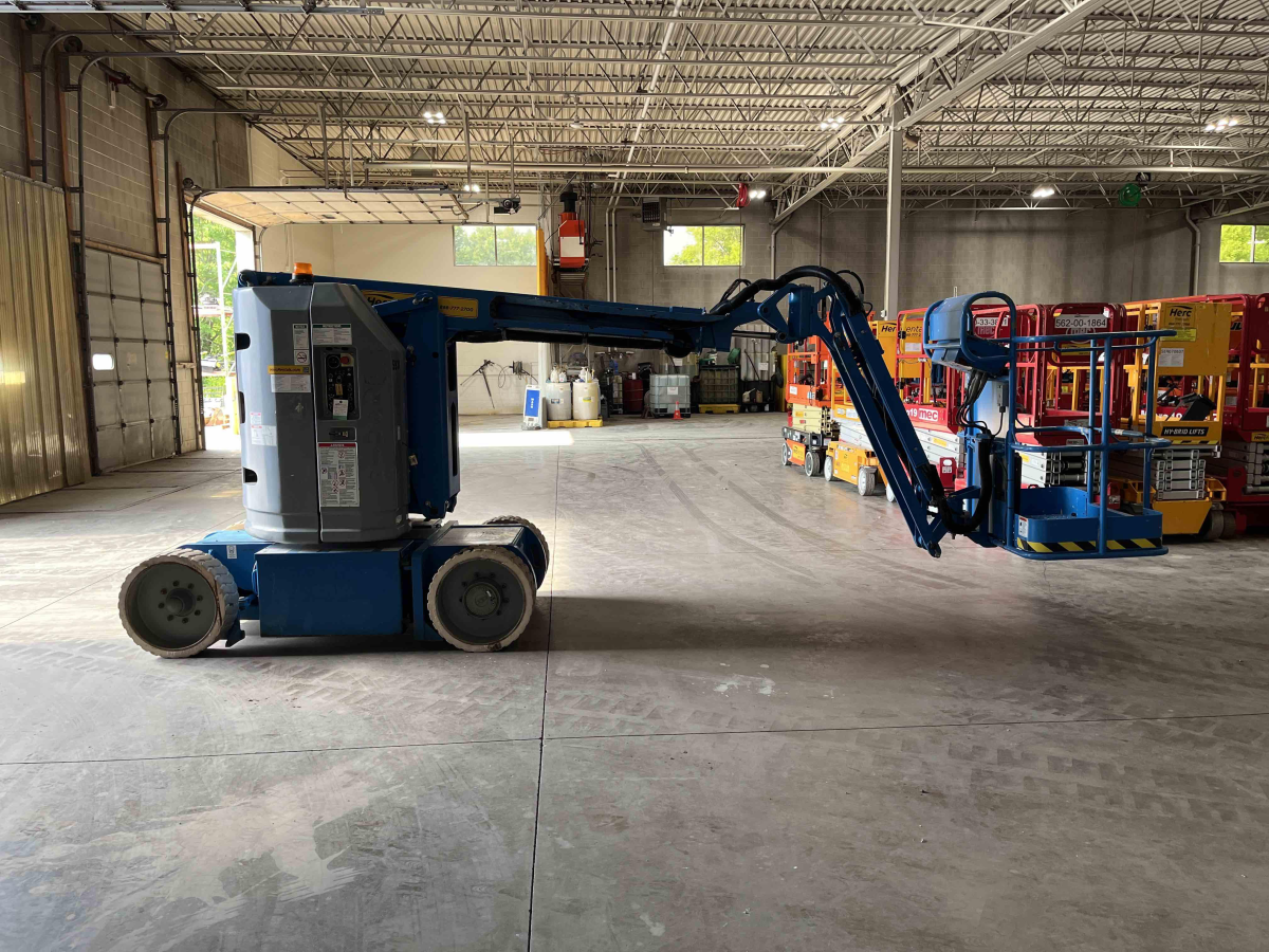 Subcategory - 0-39 Ft Electric Articulating Booms | image 1