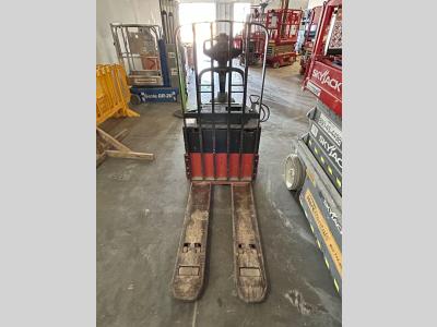 Gallery Thumbnail - Subcategory - Pallet Trucks | image 3