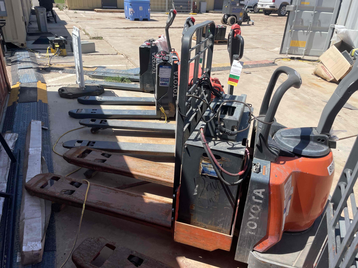 Subcategory - Pallet Trucks | image 3