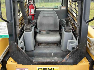 Gallery Thumbnail - Subcategory - 1,100-2,999 Lb Skid Steer Loaders | image 4
