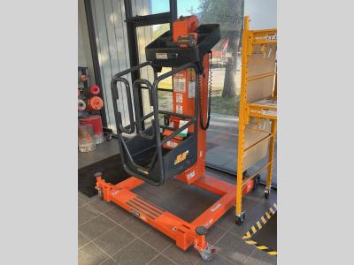 Gallery Thumbnail - Subcategory - Push Around Mast Lifts | image 0