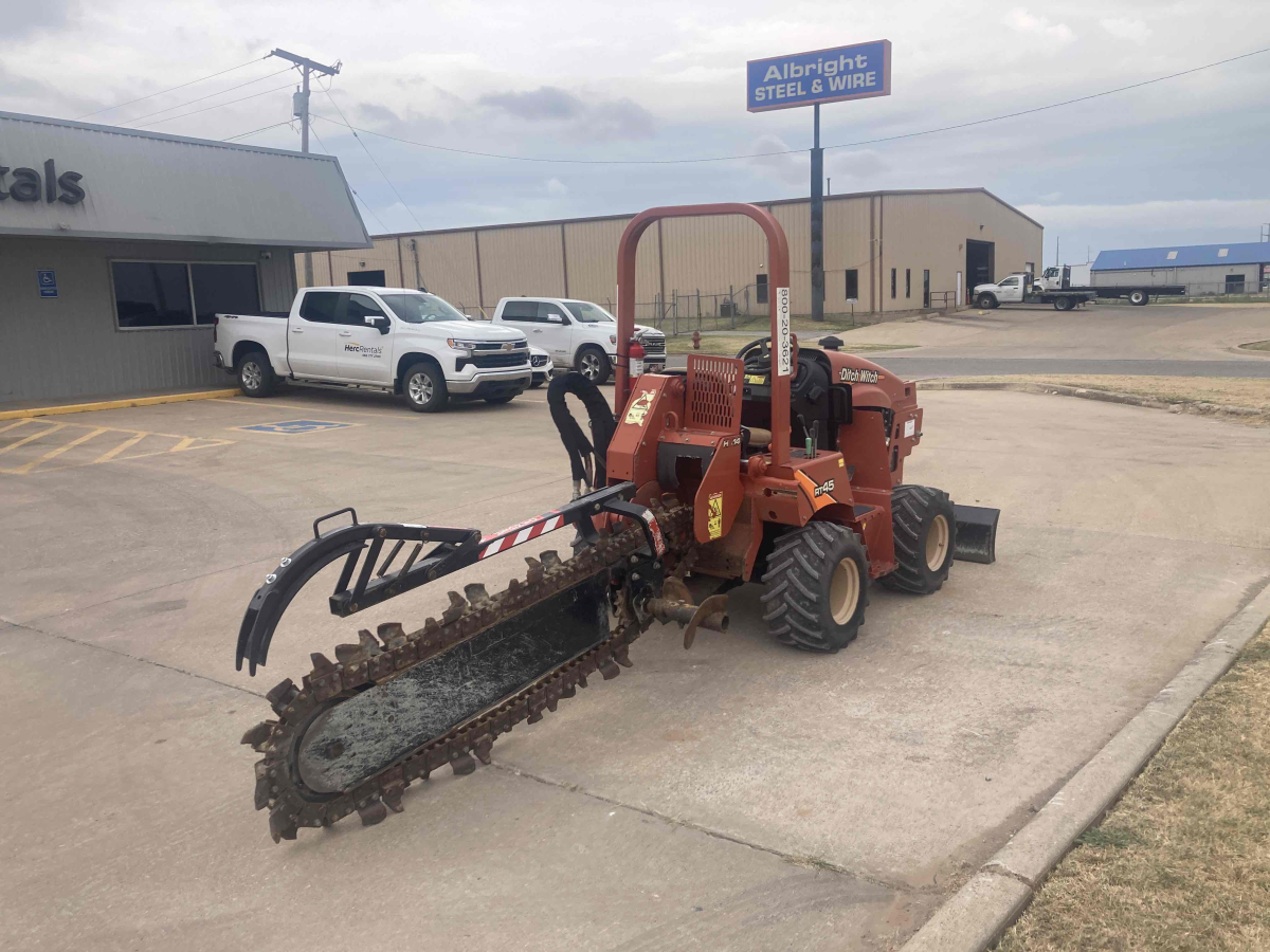 Detail Photo - 2018 Ditch Witch RT45 | image 6