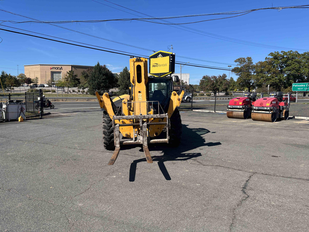 Subcategory - 10,000-10,999 Lb Telehandlers | image 5