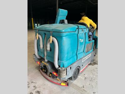 Gallery Thumbnail - Subcategory - Ride-On Sweepers And Brooms | image 3