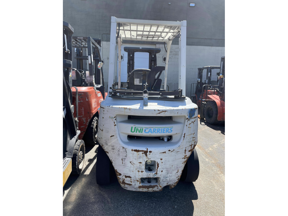 Subcategory - 0-19,999 Lb Pneumatic Tire Forklift Trucks | image 3