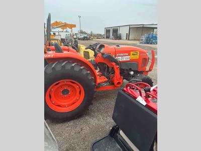 Gallery Thumbnail - Subcategory - Utility Tractors | image 2