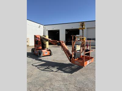 Gallery Thumbnail - Subcategory - 0-39 Ft Electric Articulating Booms | image 3