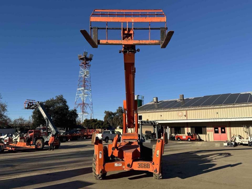 2017 Xtreme XR1255 Telehandlers | Guy Rents, Inc. DBA Rental Guys