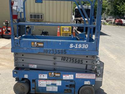 Gallery Thumbnail - Subcategory - 19+ Ft Electric Scissor Lifts | image 2