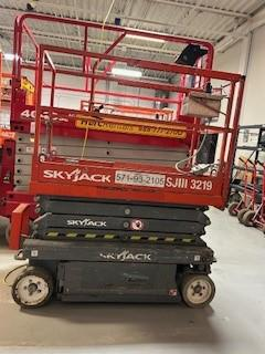 Subcategory - 19+ Ft Electric Scissor Lifts | image 1