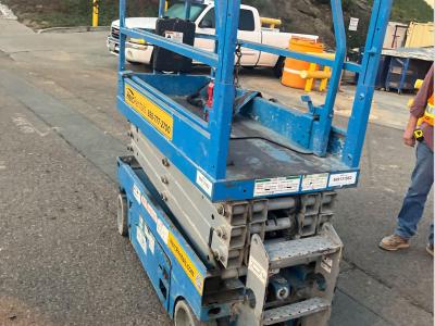 Gallery Thumbnail - Subcategory - 19+ Ft Electric Scissor Lifts | image 1