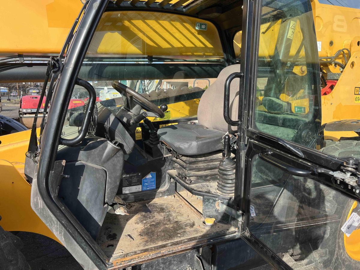 Subcategory - 10,000-10,999 Lb Telehandlers | image 5