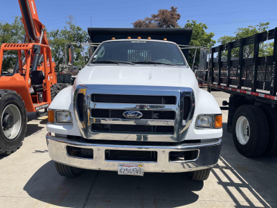 Detail Photo - 2015 Ford F-750
