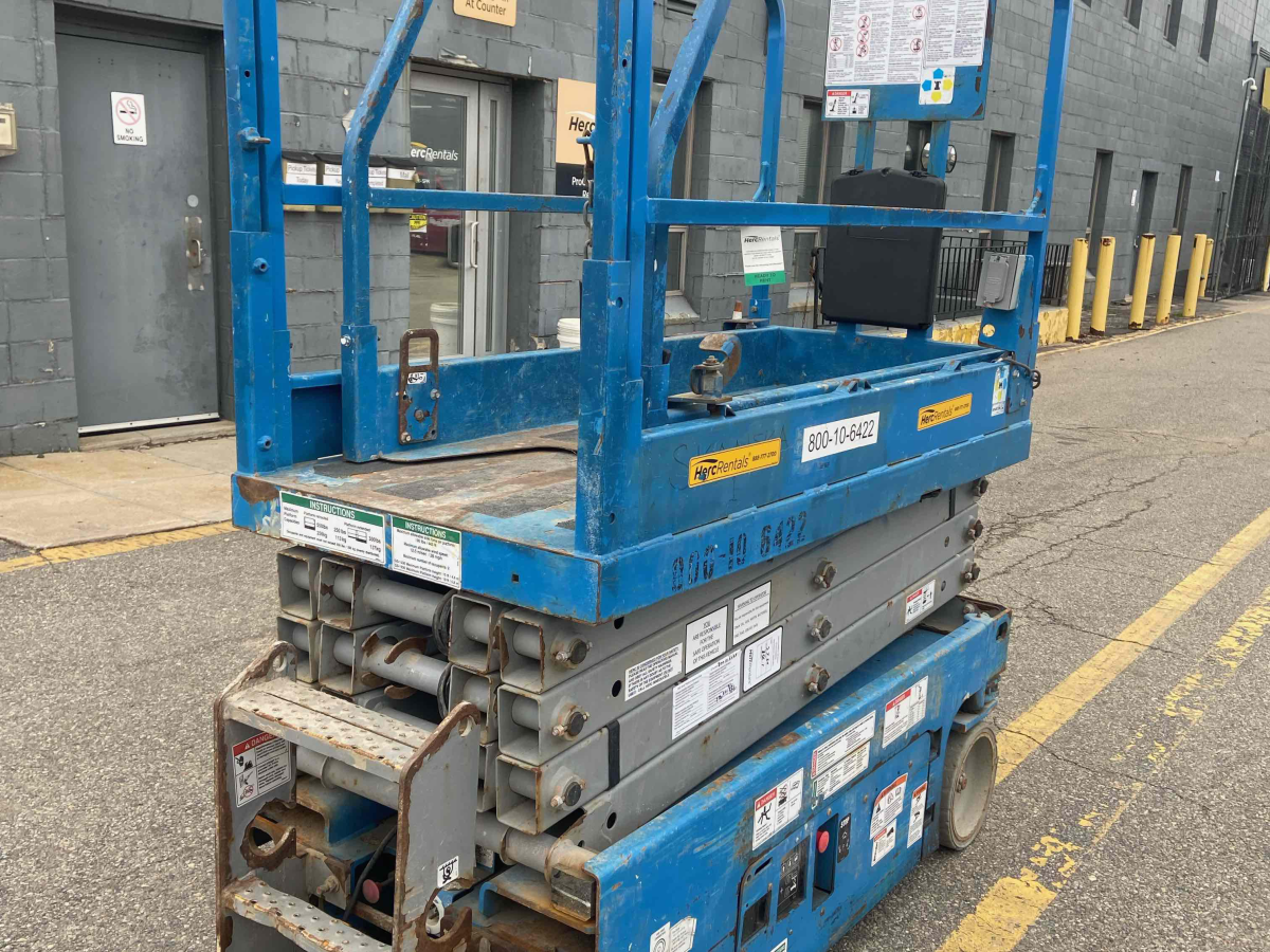 Subcategory - 19+ Ft Electric Scissor Lifts | image 0