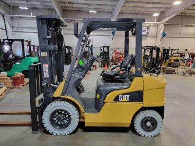 Gallery Thumbnail - Subcategory - 0-19,999 Lb Pneumatic Tire Forklift Trucks | image 3