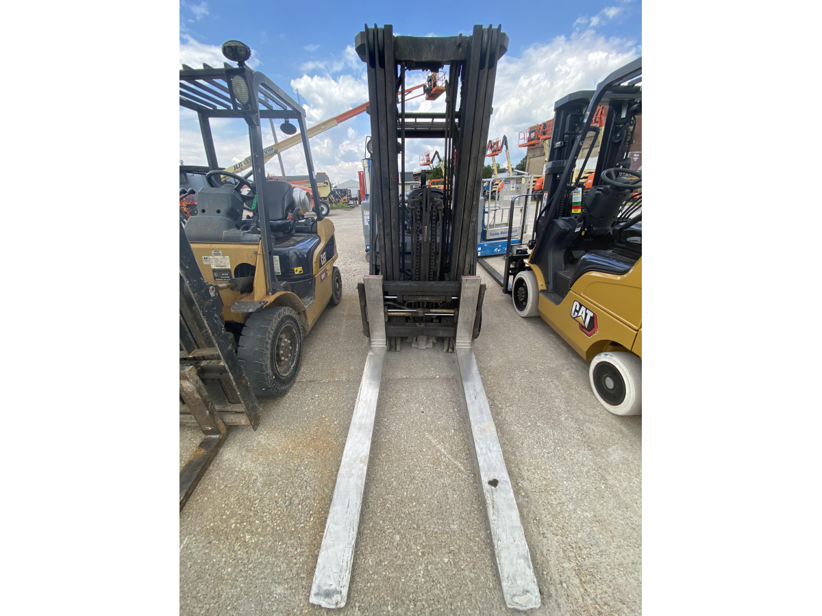 Subcategory - 0-19,999 Lb Cushion Tire Forklift Trucks | image 5